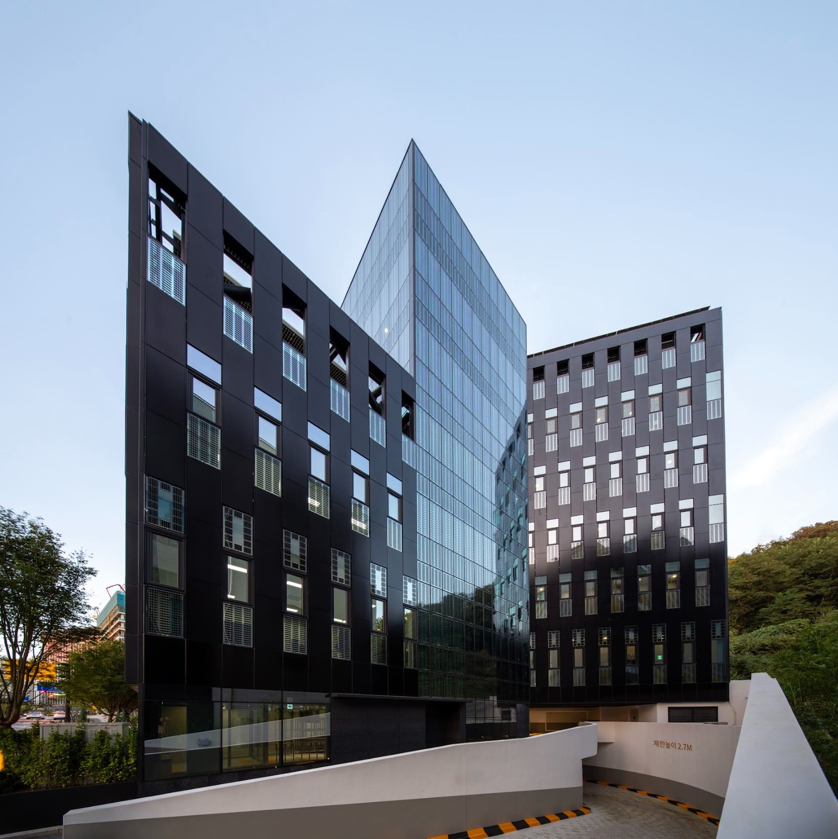building_06