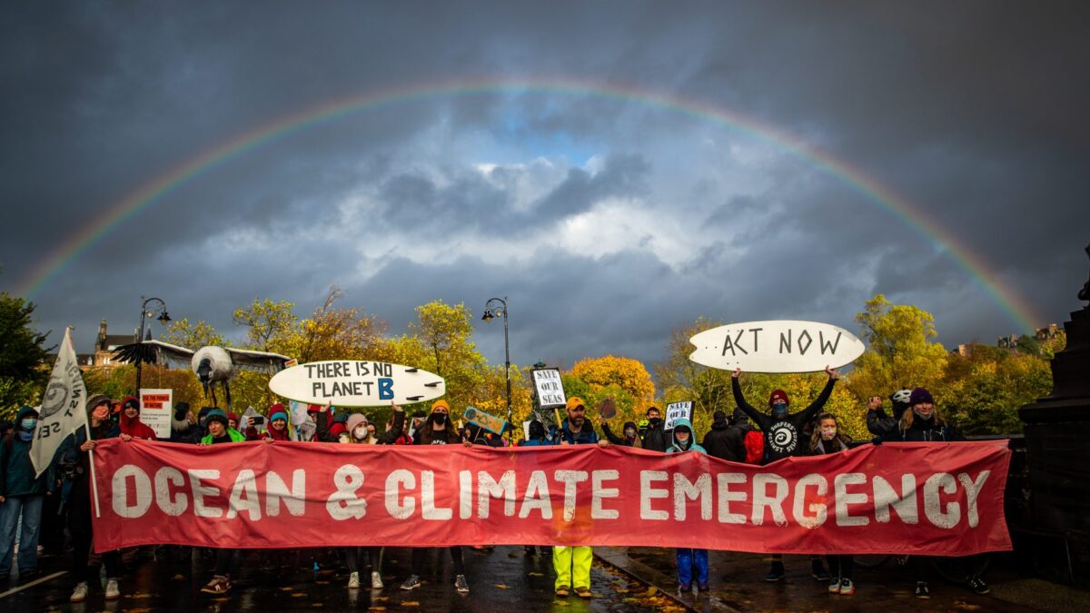 Different Perspectives and Ways of Life in Viewing Urban Spaces Amid the Climate Crisis